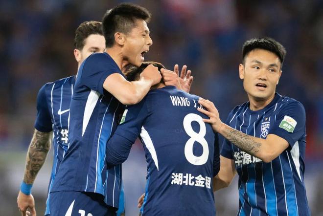 亚冠今晚走向成谜，武汉三镇刷新队史纪录，更衣室稳定，身体对抗强度拉满 -金年会体育入口